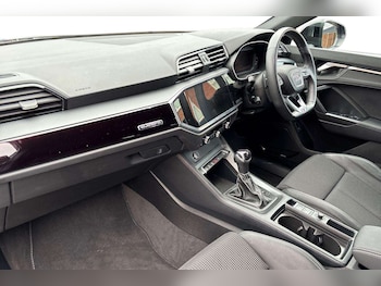 Used Audi Q3 2023 for sale - 77282008: Photo