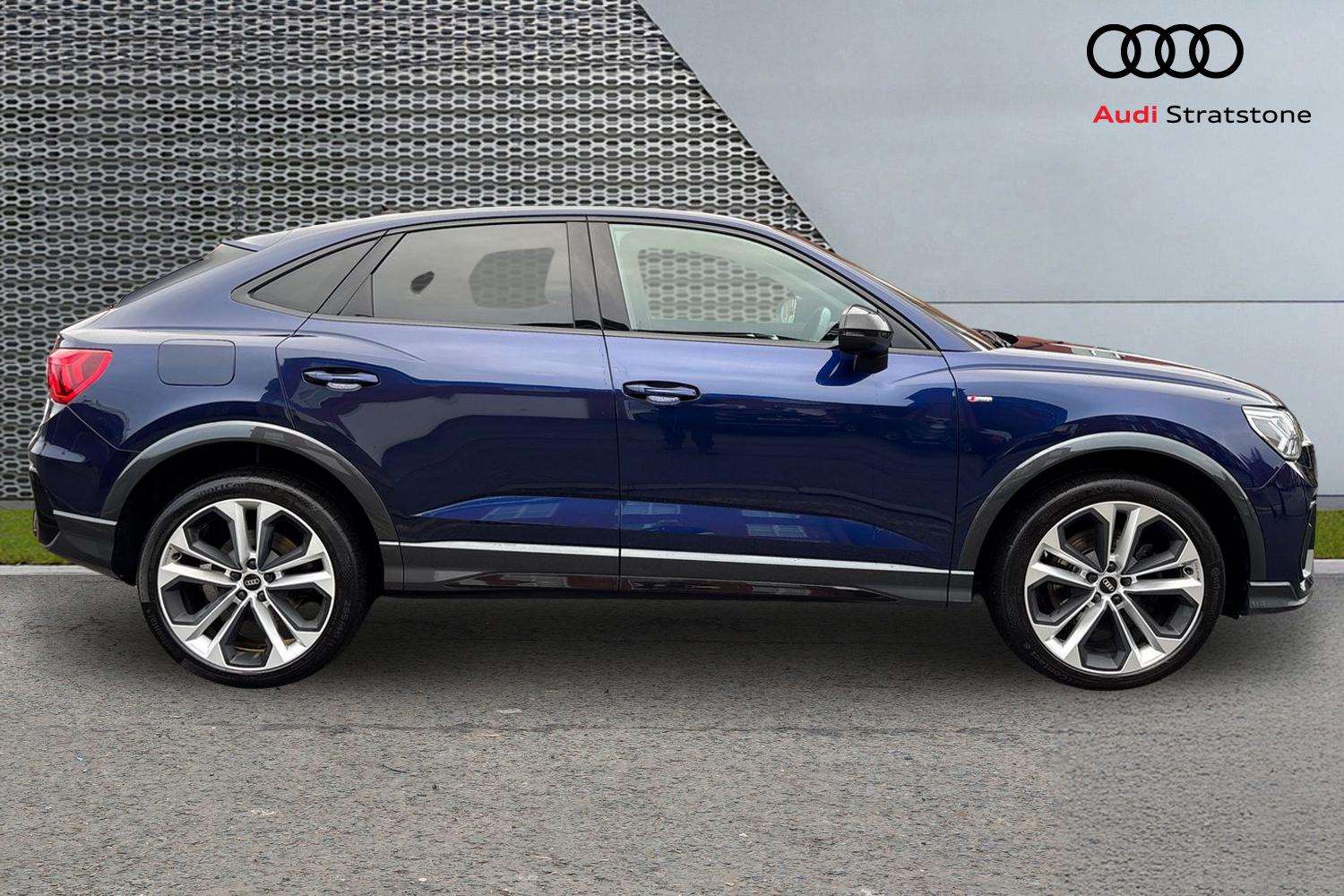 Used Audi Q3 for sale - 77282008: Photo 4