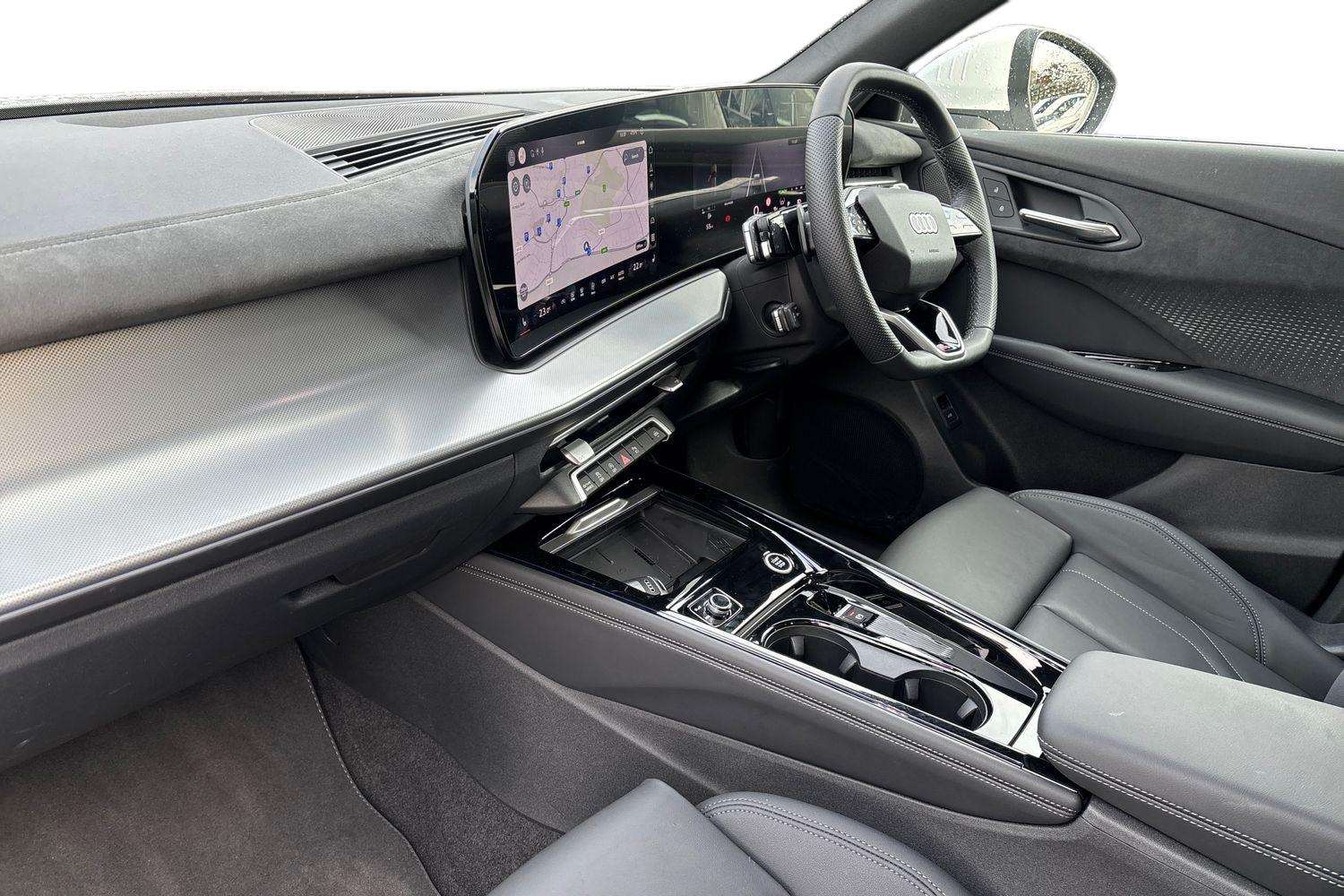 Used Audi Q3 2025 for sale - 77686485: Photo 2