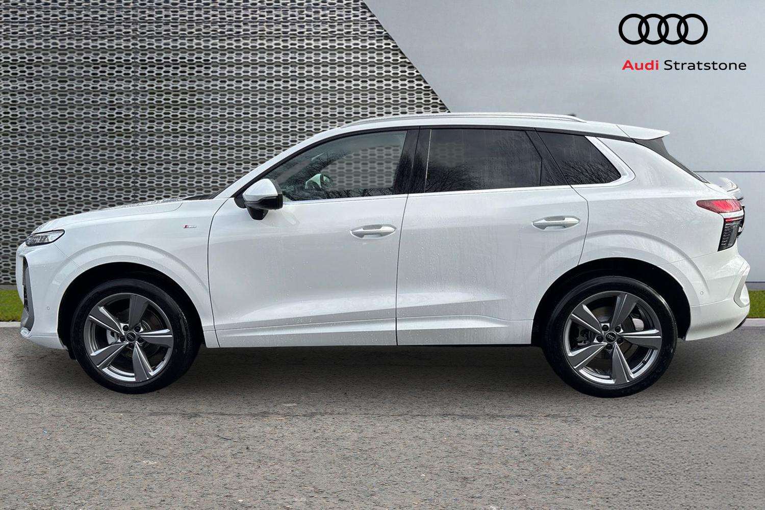 Used Audi Q3 2025 for sale - 77686485: Photo 6