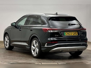 Used Audi Q4 e-tron 2022 for sale - 79015227: Photo