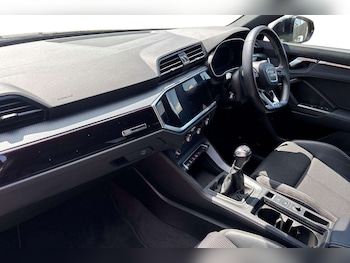 Used Audi Q3 2022 for sale - 79095756: Photo
