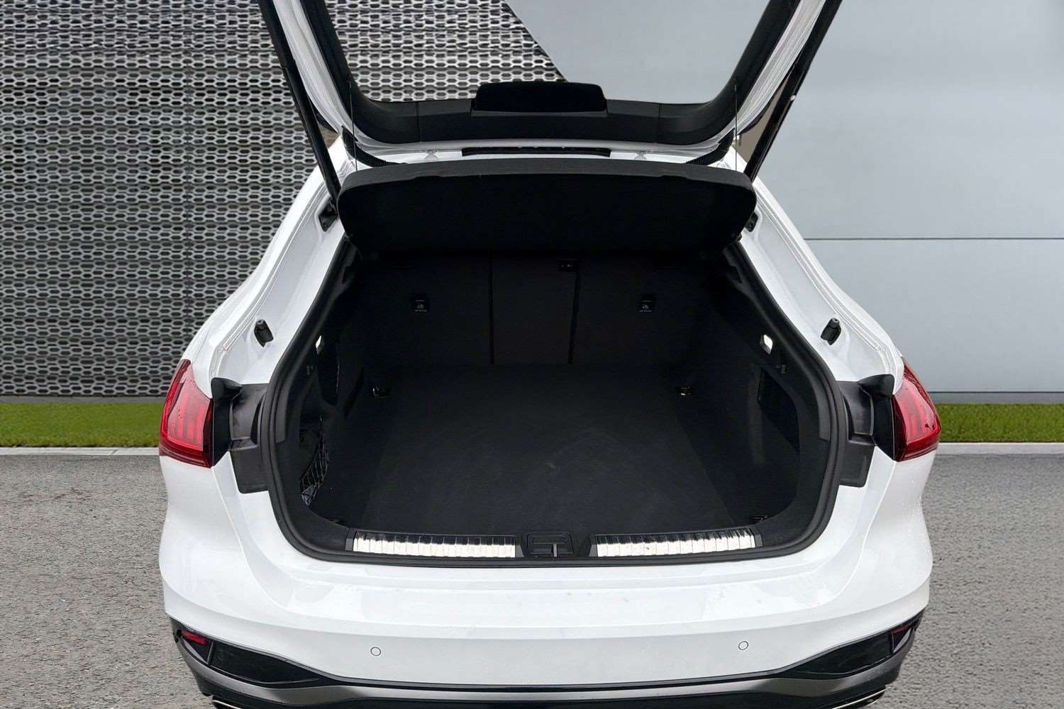 Used Audi A5 2025 for sale - 77615551: Photo 13