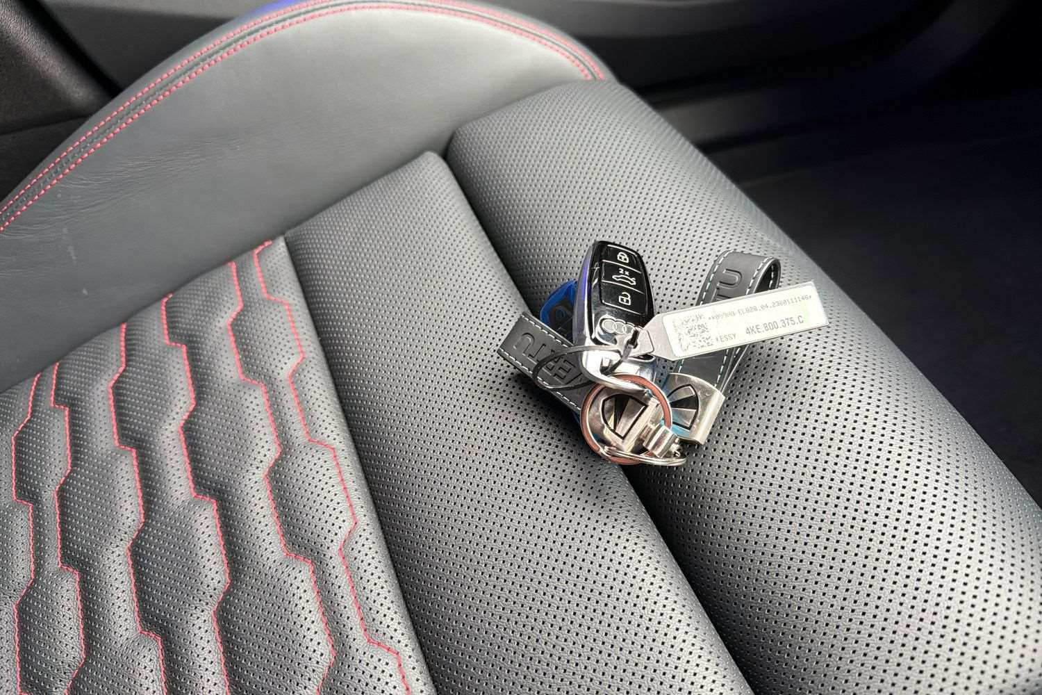 Used Audi RS e-tron GT 2023 for sale - 77308424: Photo 25