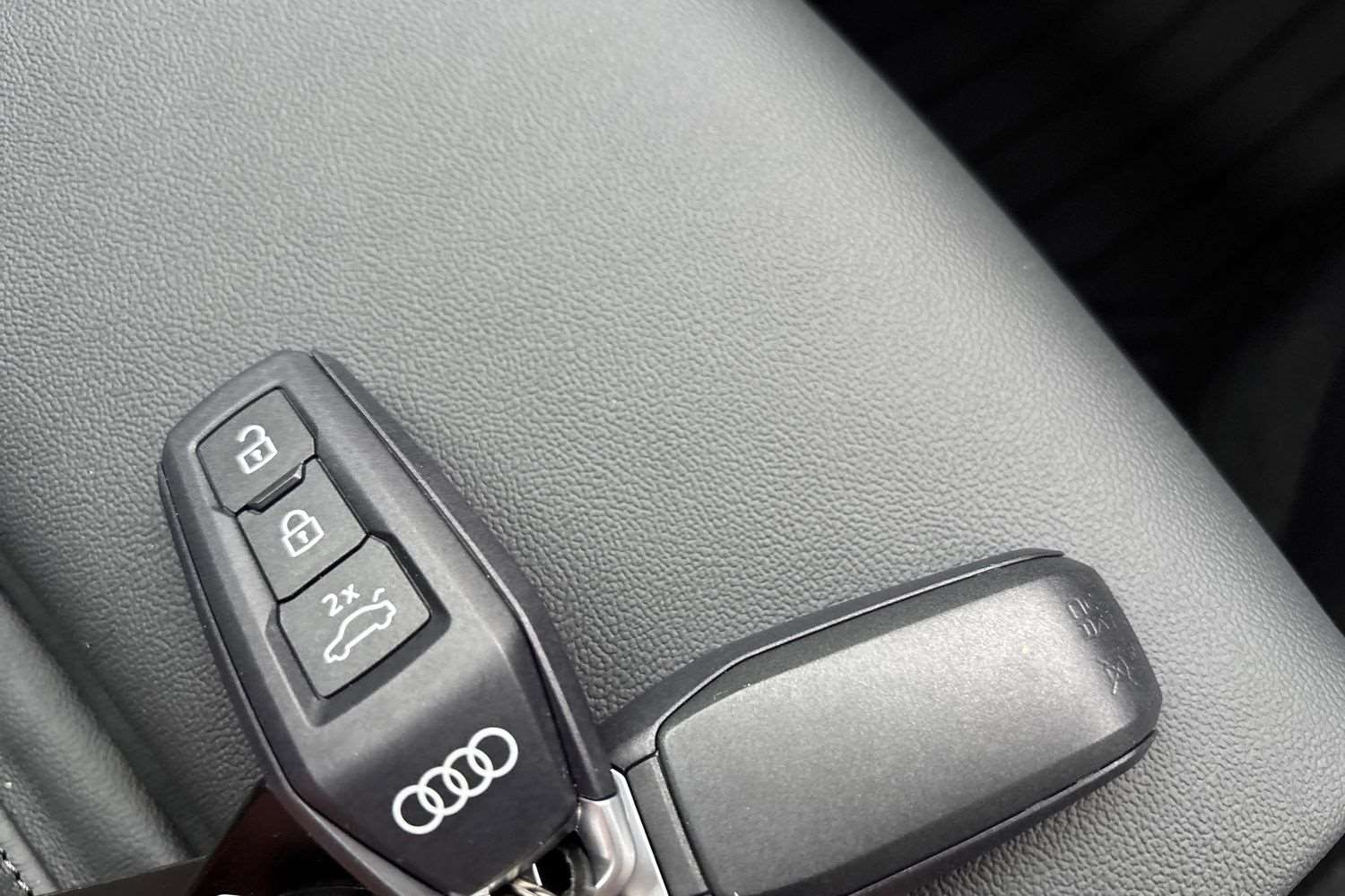 Used Audi Q6 e-tron 2025 for sale - 77514350: Photo 25