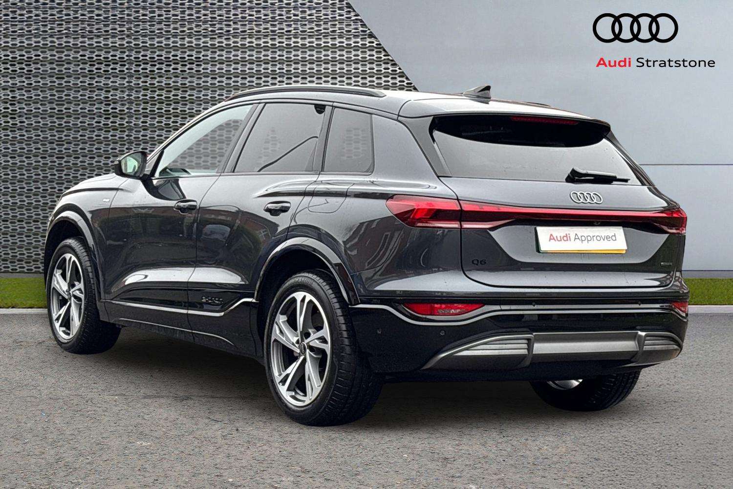 Used Audi Q6 e-tron 2025 for sale - 77514350: Photo 3