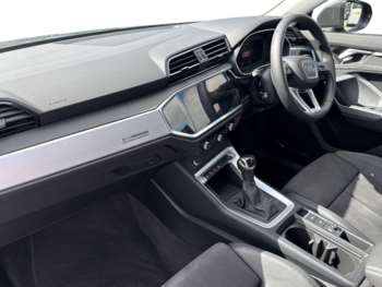 Used Audi Q3 2025 for sale - 75212565: Photo