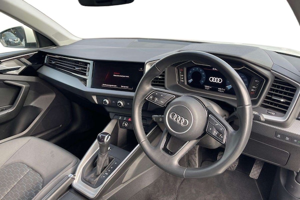 Used Audi A1 2023 for sale - 76249043: Photo 6