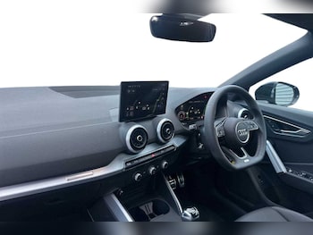 Used Audi Q2 2024 for sale - 77219625: Photo