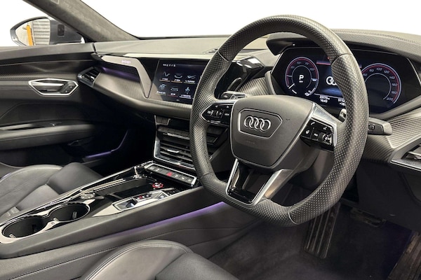 Used Audi e-tron GT 2021 for sale - 76205209: Photo 6