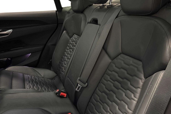 Used Audi e-tron GT 2021 for sale - 76205209: Photo 7