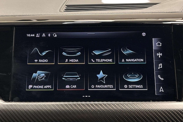 Used Audi e-tron GT 2021 for sale - 76205209: Photo 8