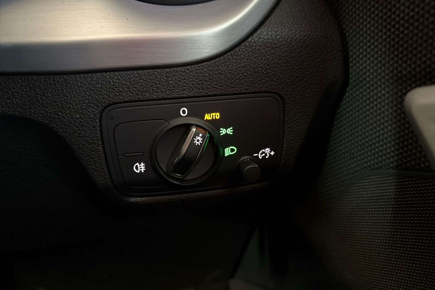 Used Audi Q2 2023 for sale - 77429209: Photo 33