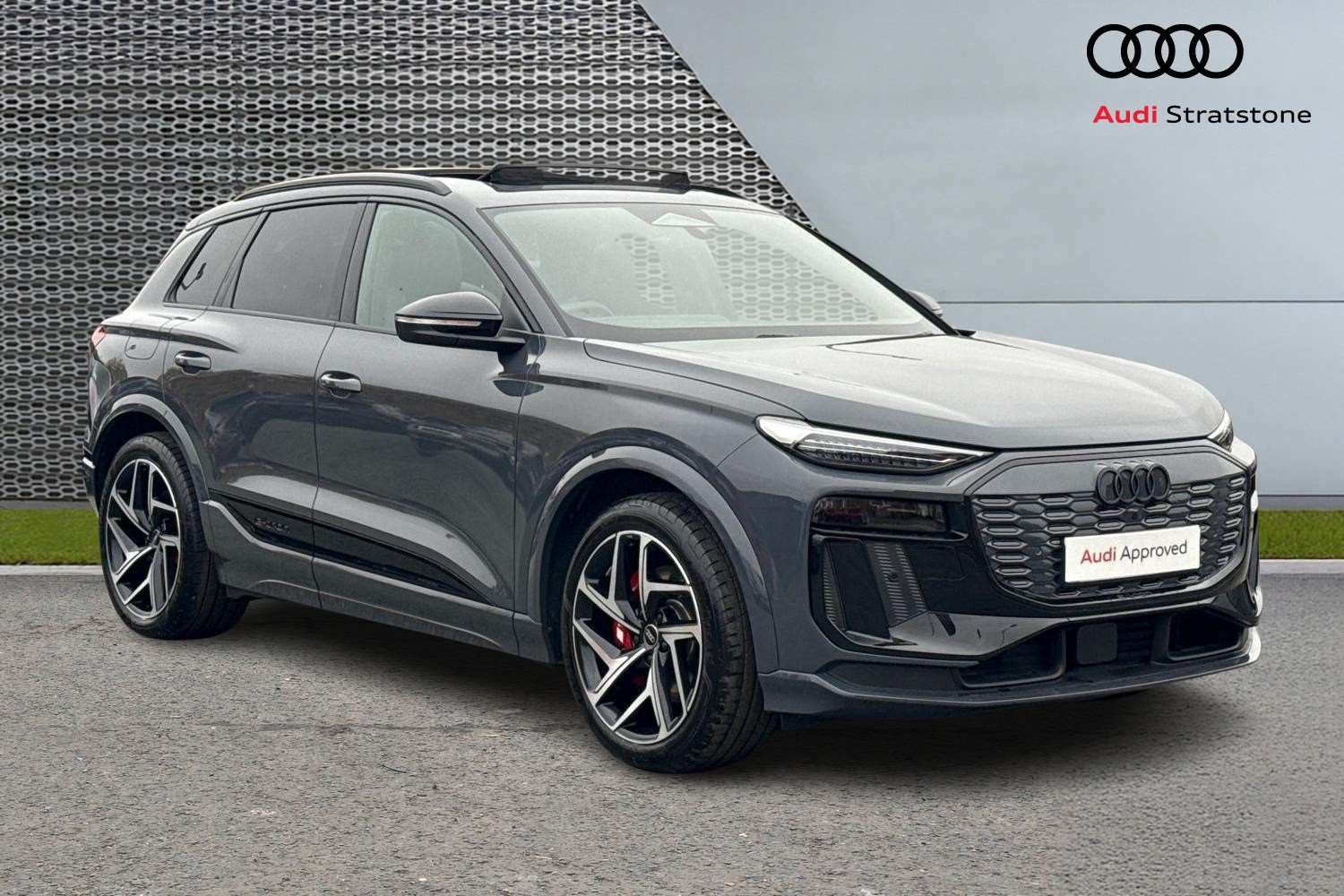 Used Audi Q6 e-tron 2024 for sale - 76411290: Photo 1