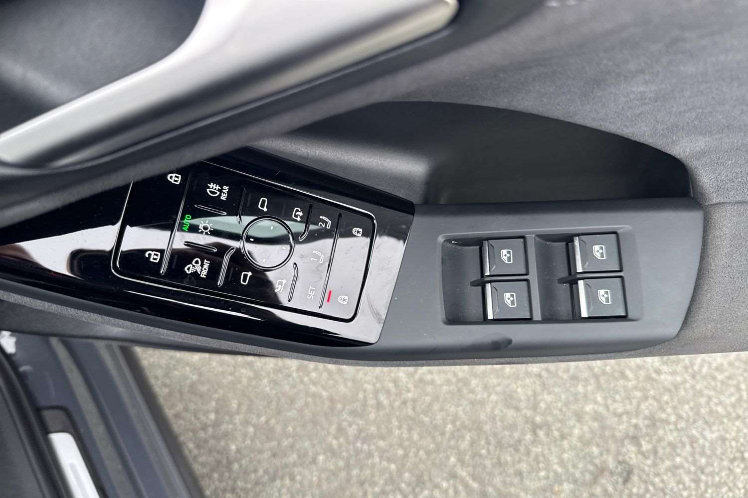 Used Audi Q6 e-tron 2024 for sale - 76411290: Photo 14