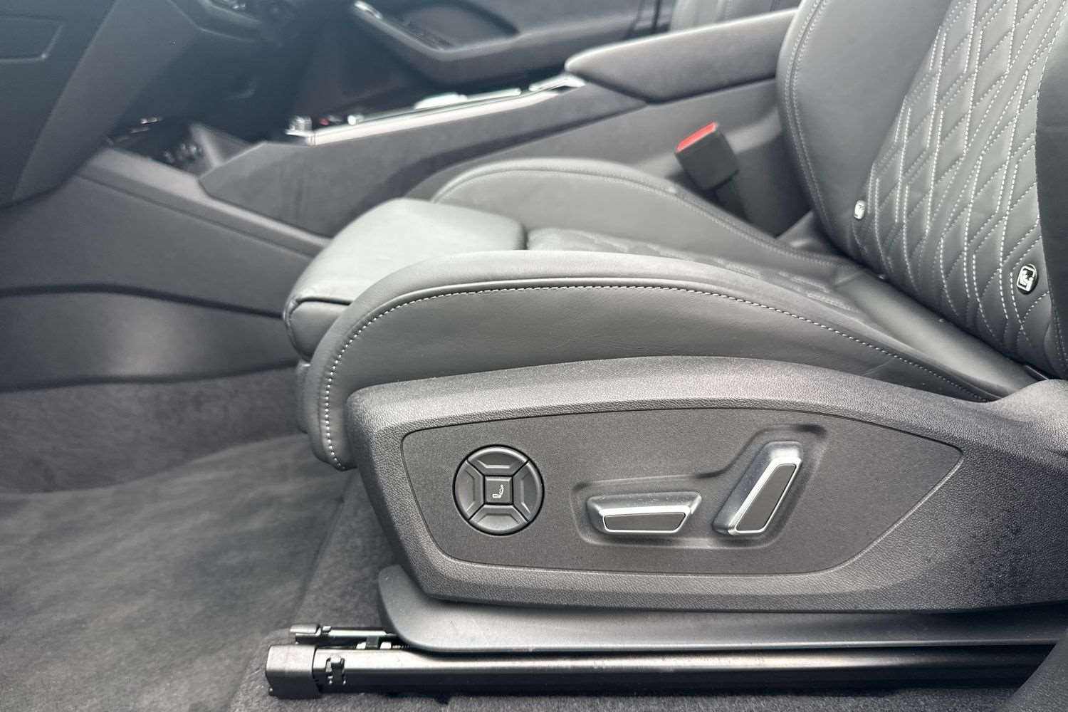 Used Audi Q6 e-tron 2024 for sale - 76411290: Photo 21