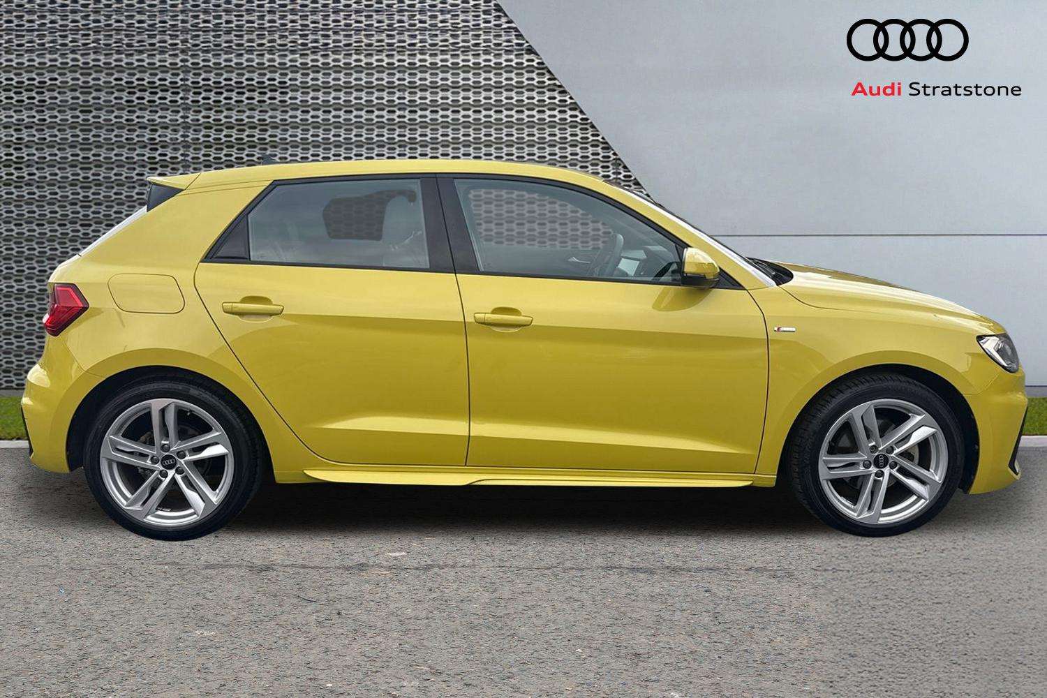 Used Audi A1 2022 for sale - 76016243: Photo 4
