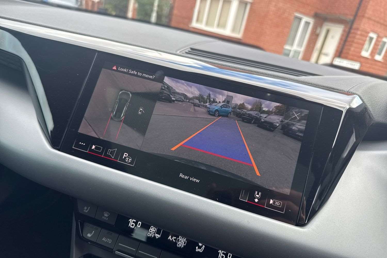 Used Audi e-tron GT 2022 for sale - 76205196: Photo 35