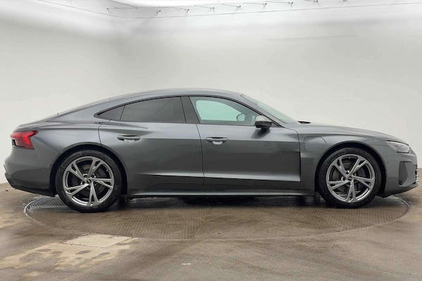 Used Audi e-tron GT 2022 for sale - 76205196: Photo 3