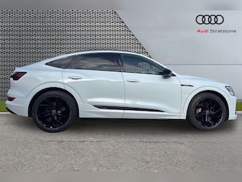 Used Audi e-tron 2022 for sale - 77514460: Photo