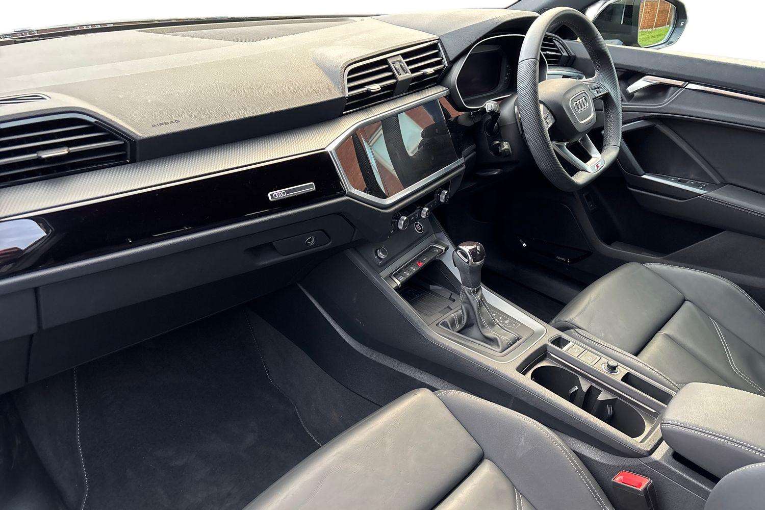 Used Audi Q3 2025 for sale - 77178779: Photo 2