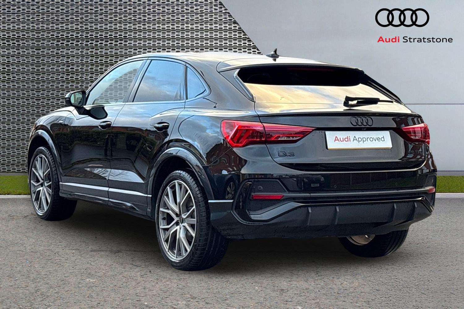 Used Audi Q3 2025 for sale - 77178779: Photo 3