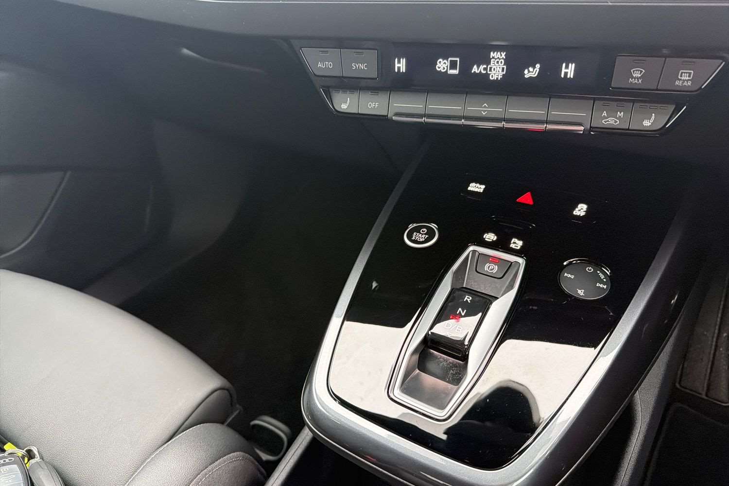 Used Audi Q4 e-tron 2025 for sale - 77726986: Photo 15