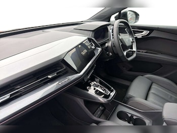 Used Audi Q4 e-tron 2025 for sale - 77726986: Photo