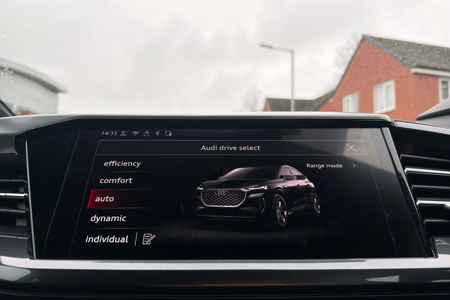 Used Audi Q4 e-tron 2025 for sale - 77726986: Photo 30