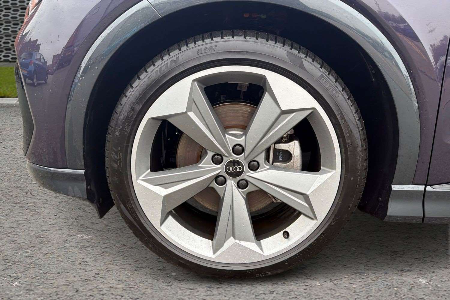 Used Audi Q4 e-tron 2025 for sale - 77726986: Photo 5