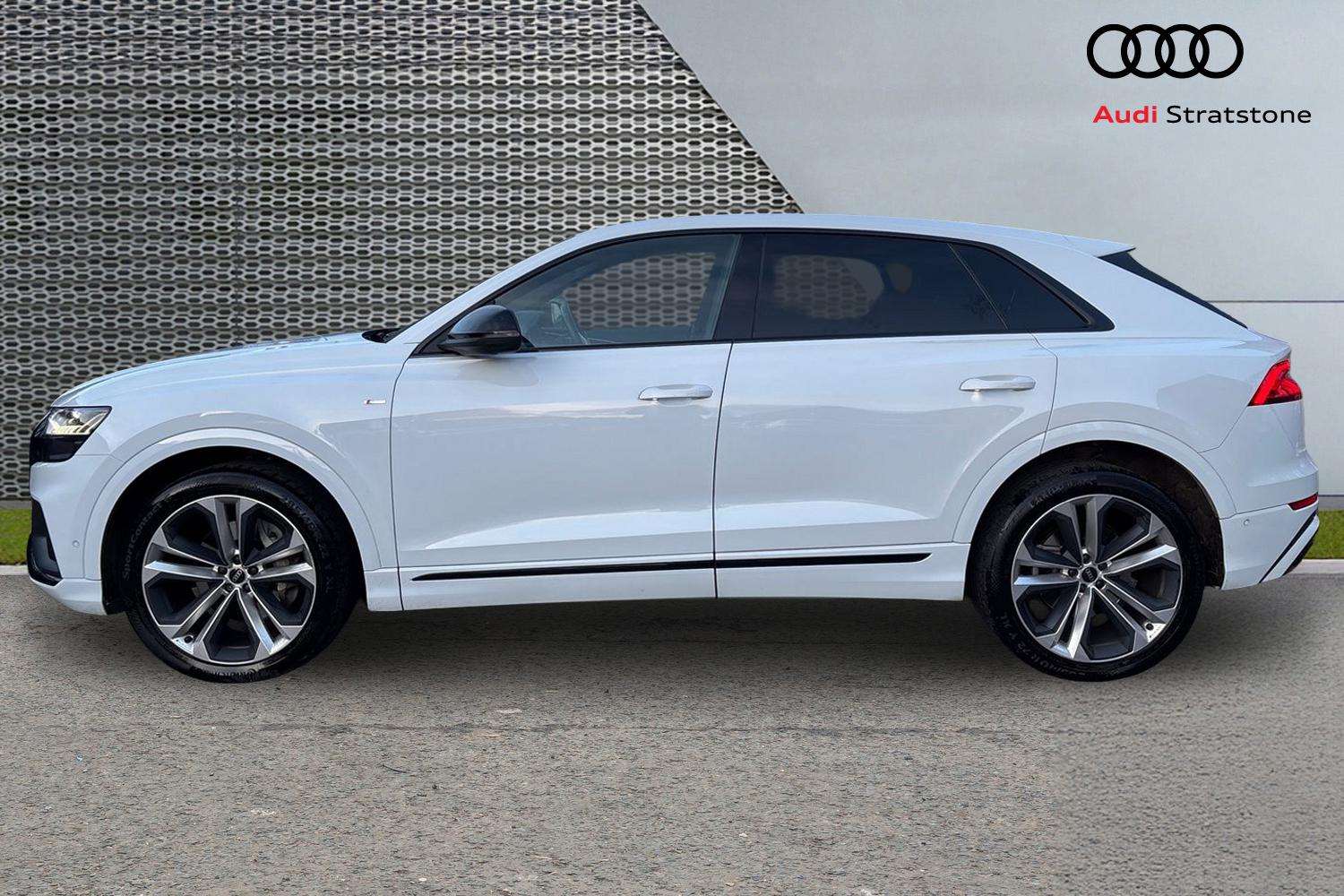 Used Audi Q8 2022 for sale - 77233080: Photo 8