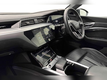 Used Audi e-tron 2022 for sale - 79095839: Photo