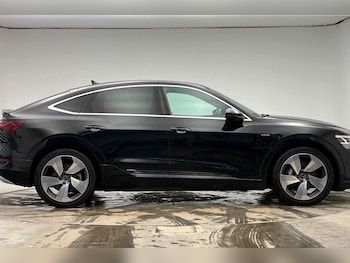 Used Audi e-tron 2022 for sale - 79095839: Photo