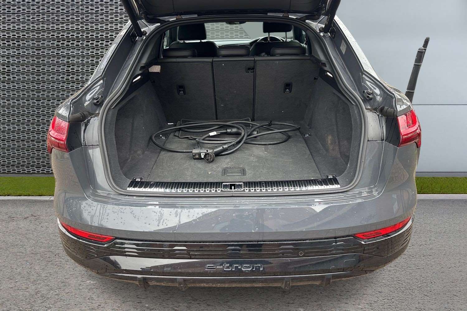 Used Audi Q8 2024 for sale - 77281875: Photo 13