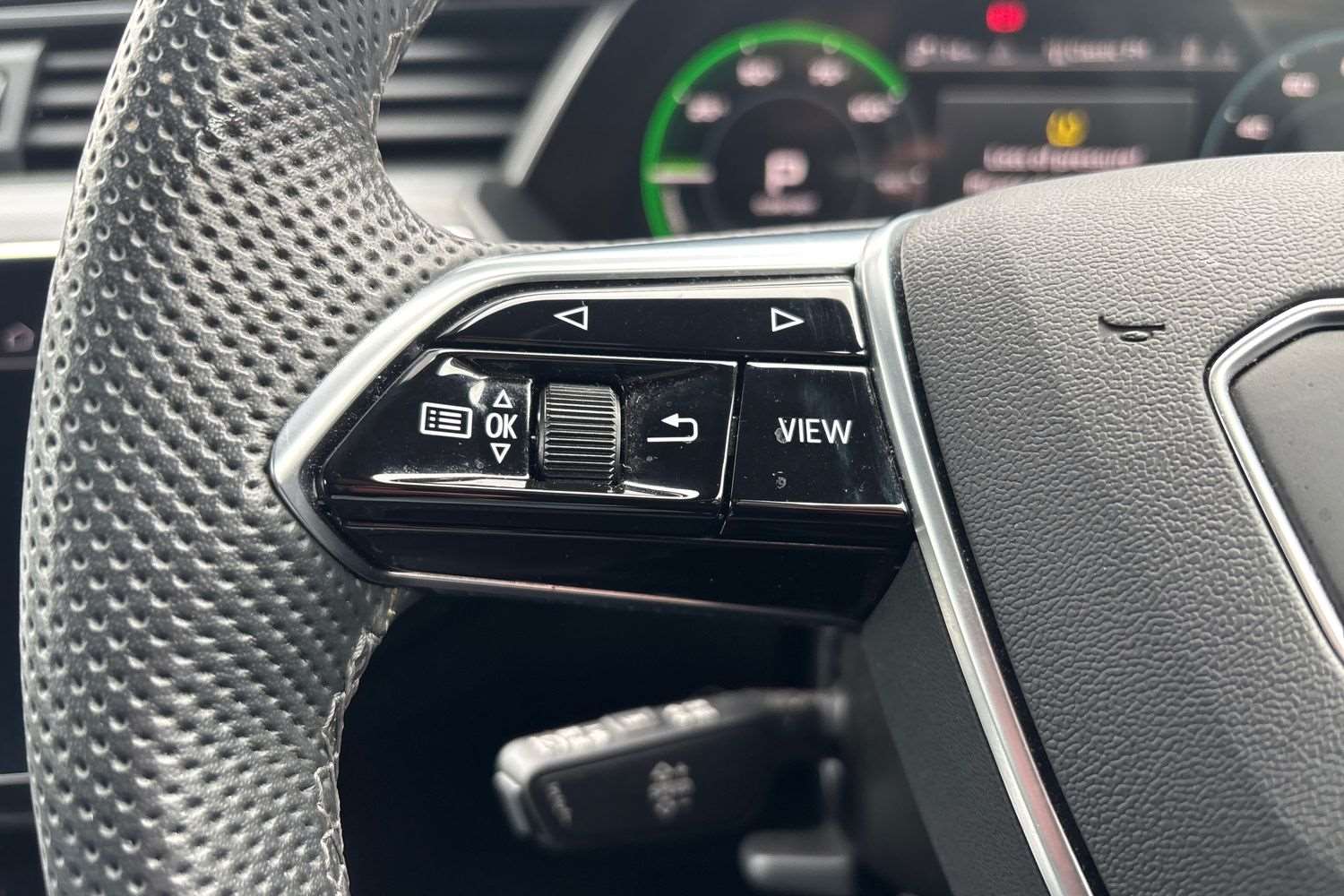 Used Audi Q8 2024 for sale - 77281875: Photo 16