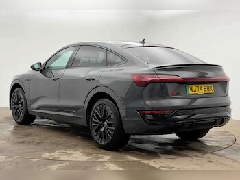 Used Audi Q8 2024 for sale - 77281875: Photo