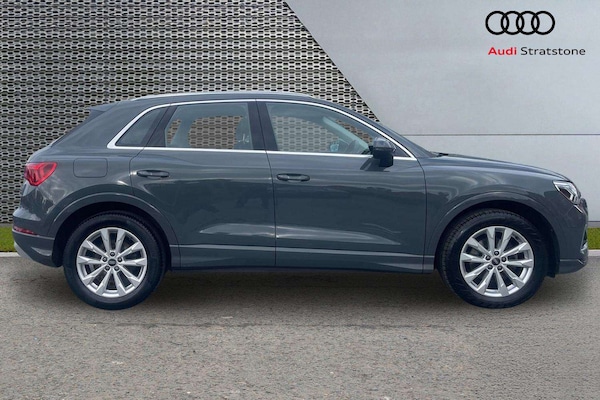 Used Audi Q3 2023 for sale - 76249124: Photo 3
