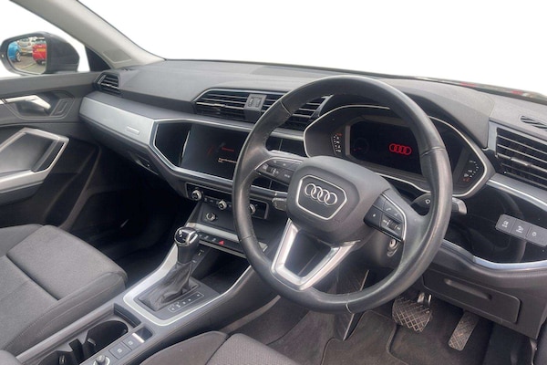Used Audi Q3 2023 for sale - 76249124: Photo 5