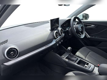 Used Audi Q2 2024 for sale - 78037397: Photo