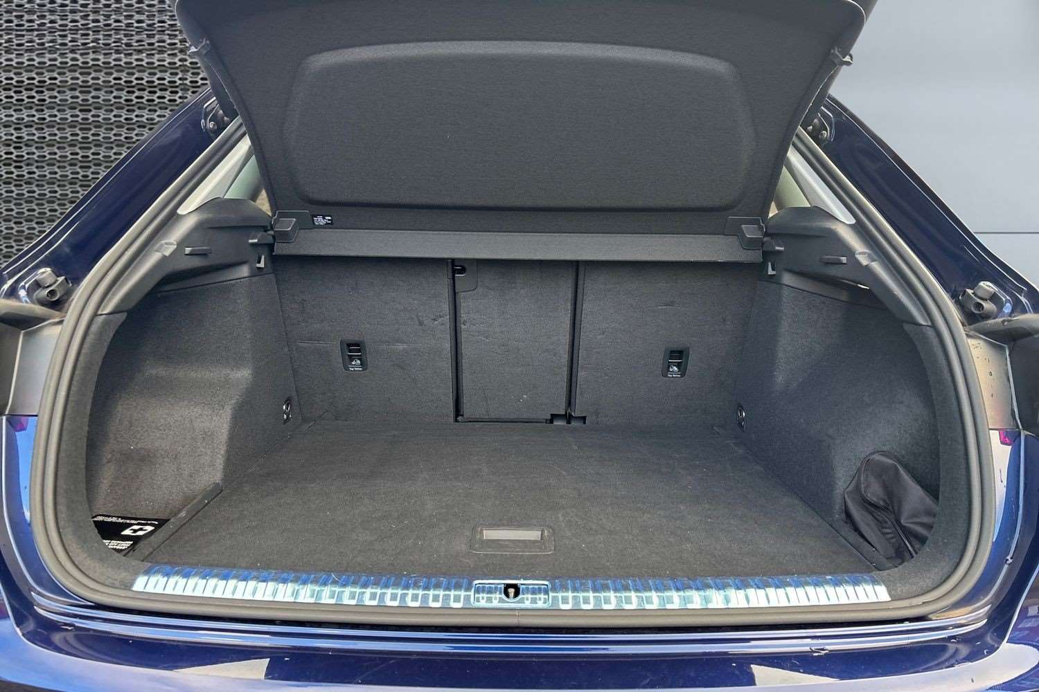 Used Audi Q3 2023 for sale - 77232932: Photo 13