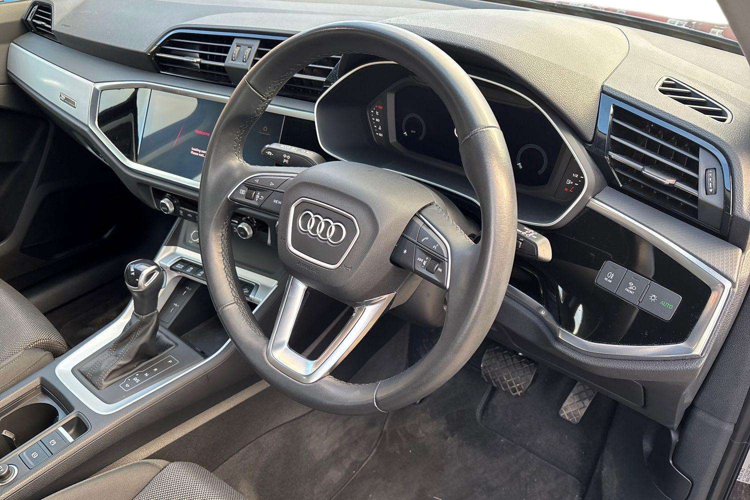 Used Audi Q3 2023 for sale - 77232932: Photo 6