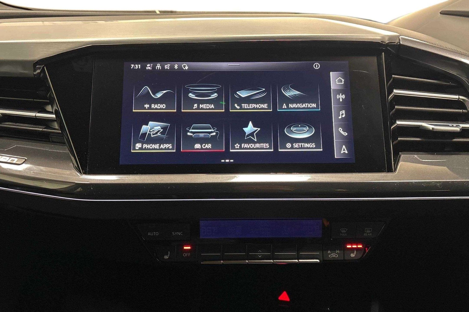 Used Audi Q4 e-tron 2021 for sale - 77928843: Photo 8