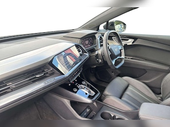 Used Audi Q4 e-tron 2025 for sale - 79556115: Photo
