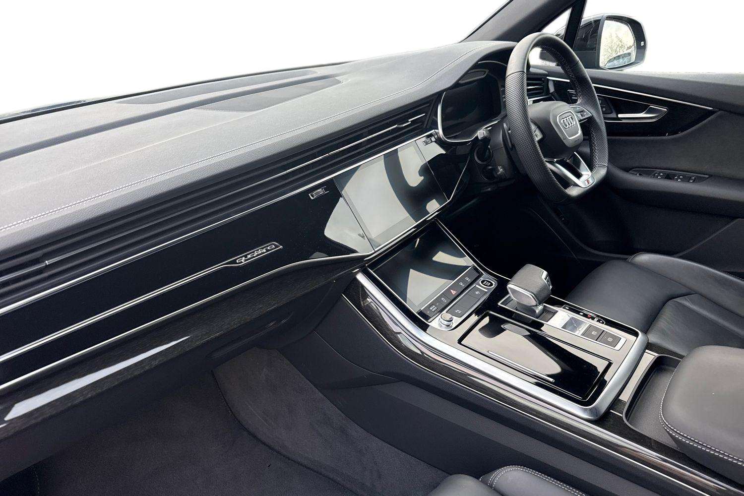 Used Audi Q7 2025 for sale - 77134759: Photo 2