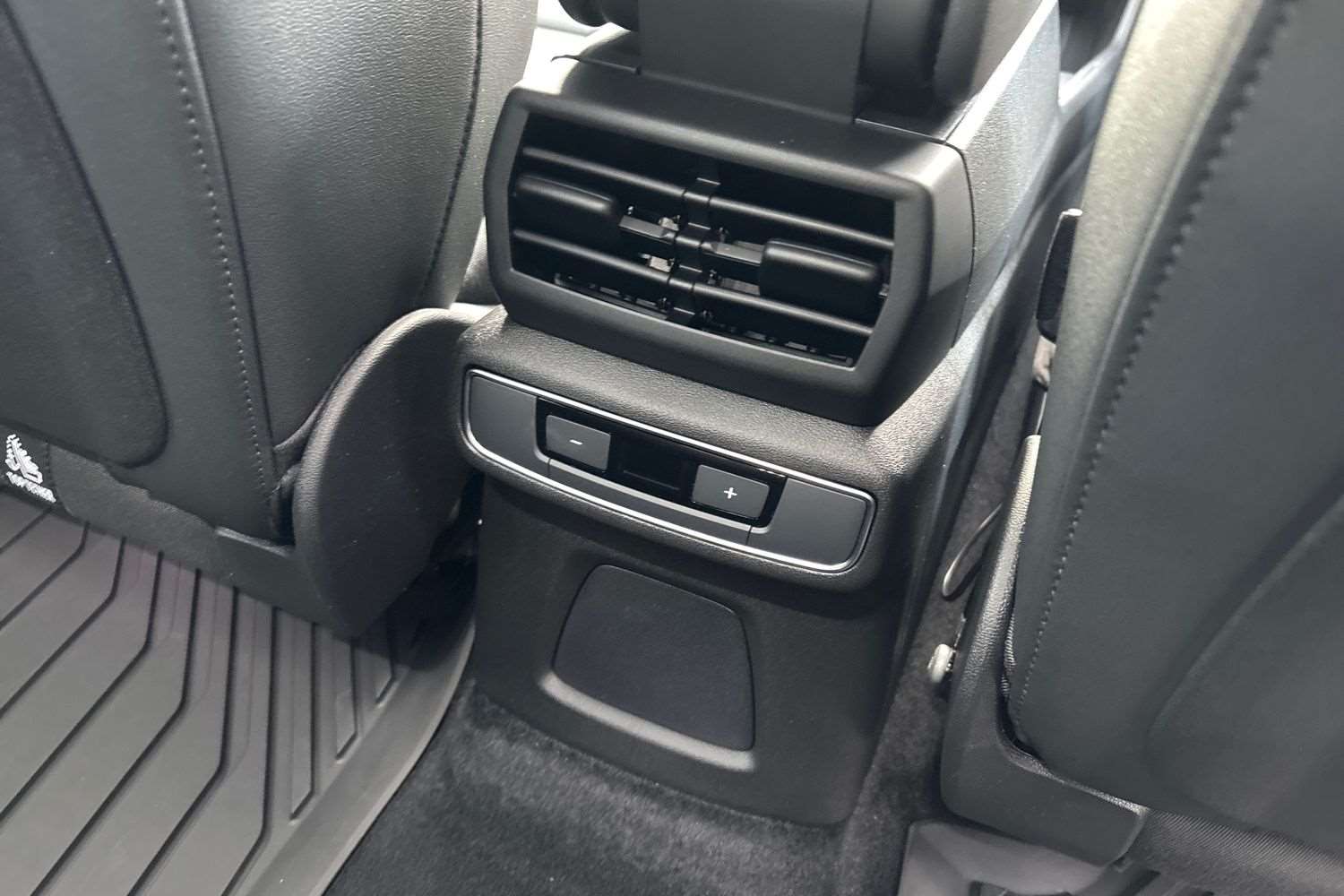 Used Audi Q4 e-tron 2025 for sale - 77472588: Photo 23