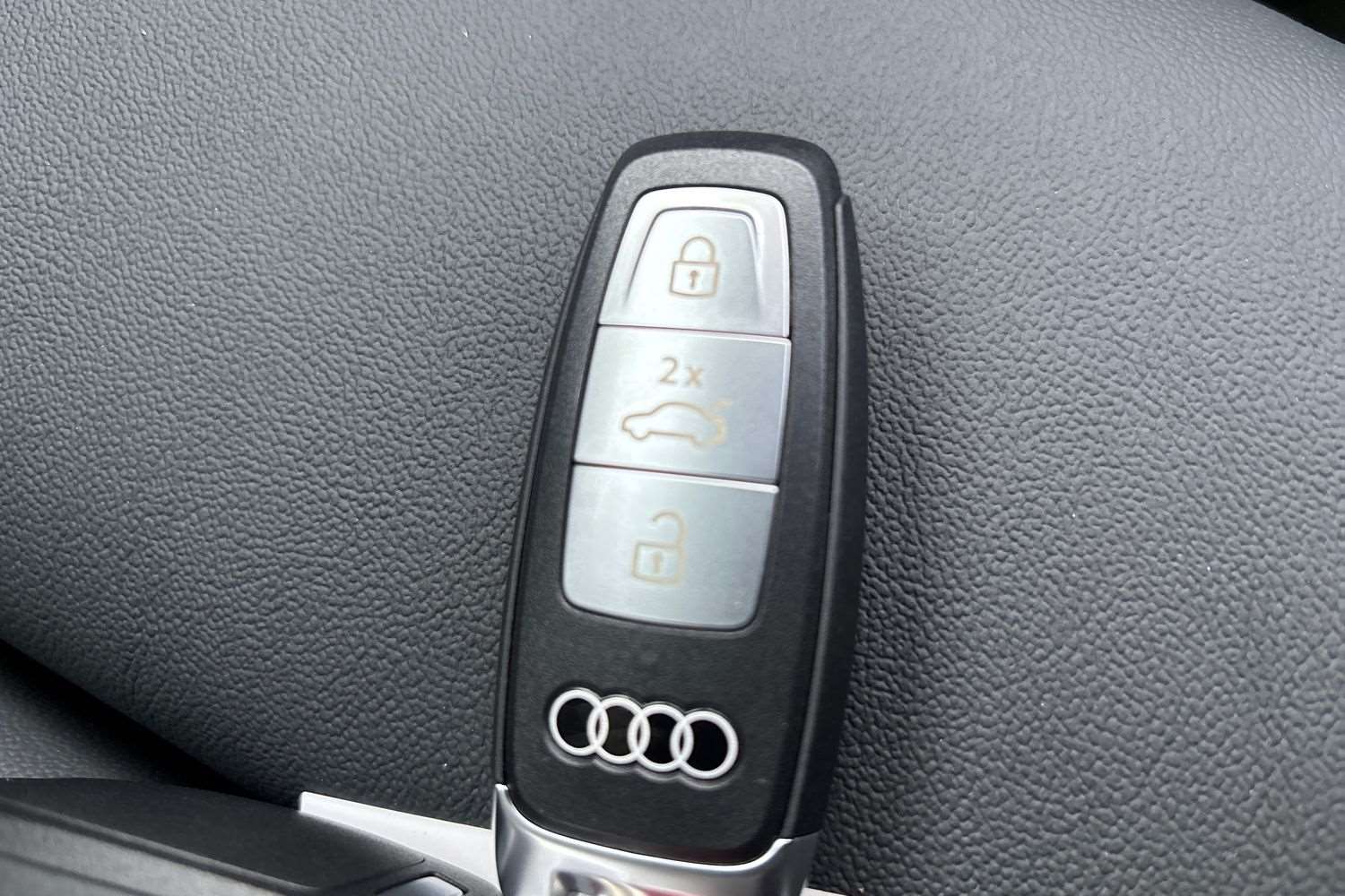 Used Audi Q4 e-tron 2025 for sale - 77472588: Photo 25