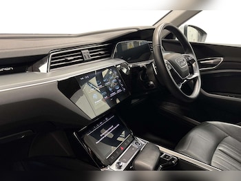 Used Audi e-tron 2022 for sale - 79466837: Photo