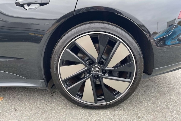 Used Audi e-tron GT 2021 for sale - 76205284: Photo 10