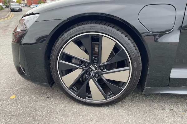 Used Audi e-tron GT 2021 for sale - 76205284: Photo 11