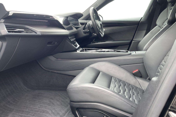 Used Audi e-tron GT 2021 for sale - 76205284: Photo 22